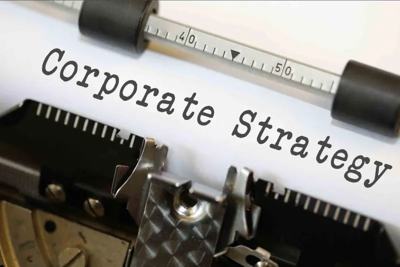 Como Transformar Clientes em Fãs da Marca com Programas de Brindes Corporativos Estratégicos